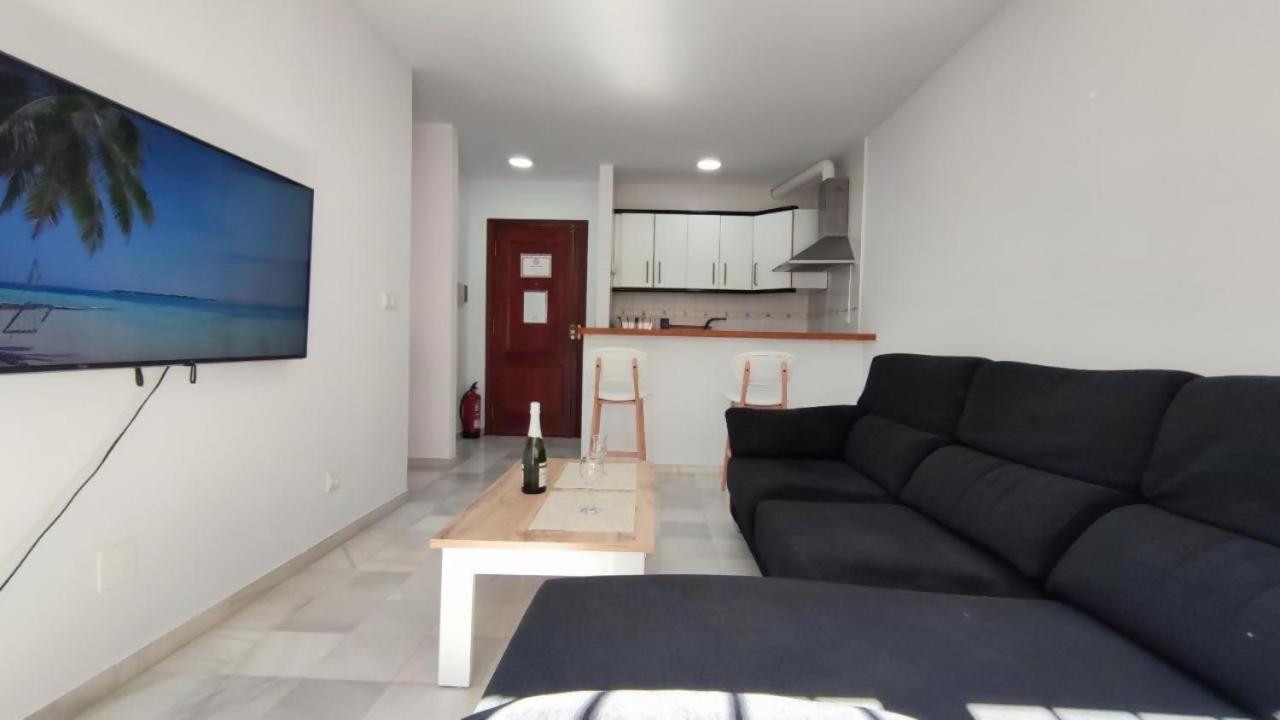 Fantastico Apartamento Totalmente Renovado Torre Del Mar Bagian luar foto